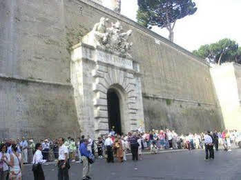 Candia Vatican 3*